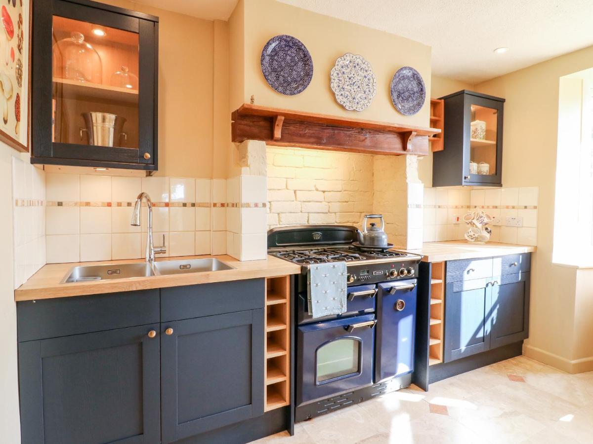 Bluebell Cottage Rugeley Exterior photo