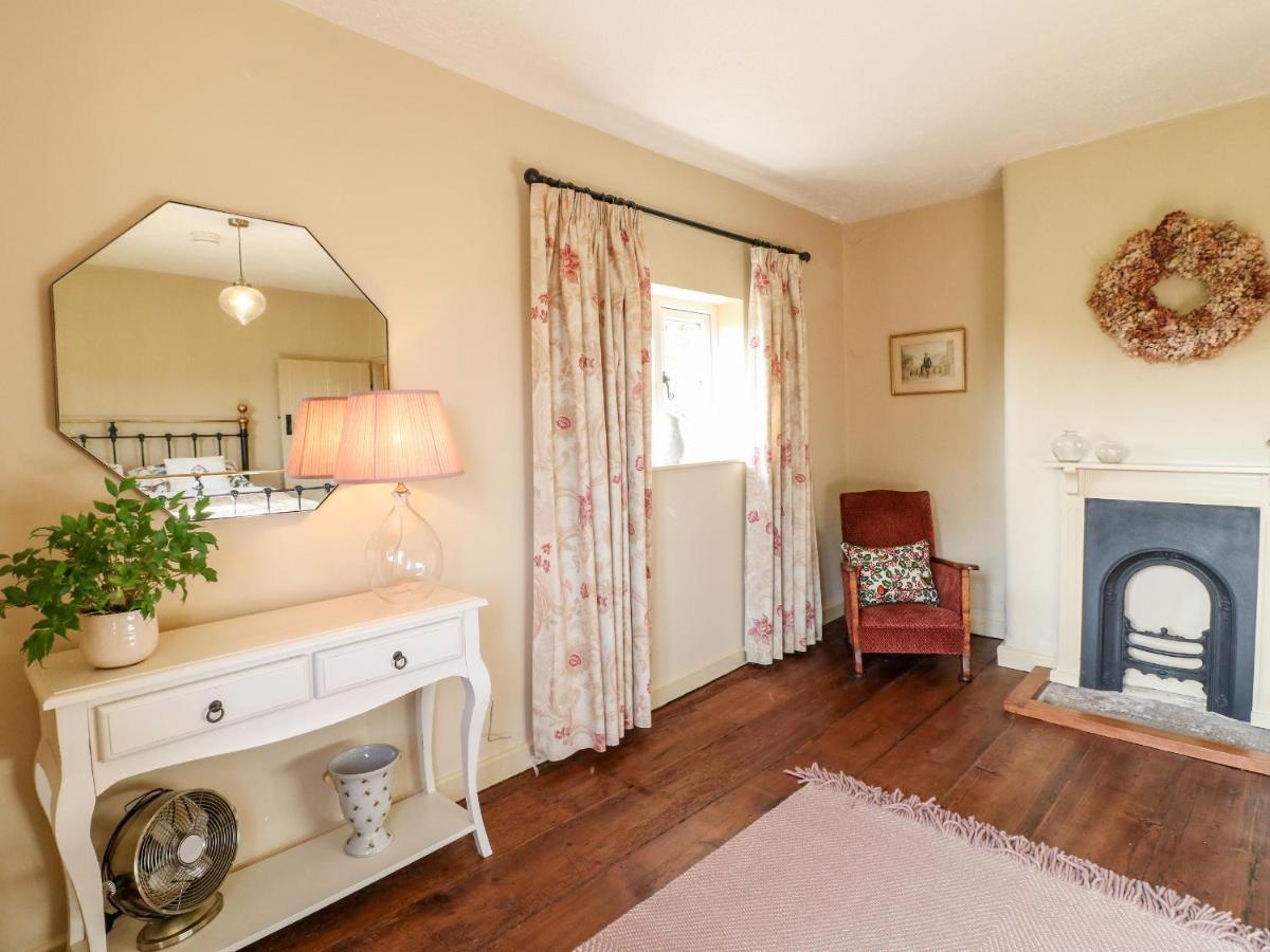 Bluebell Cottage Rugeley Exterior photo