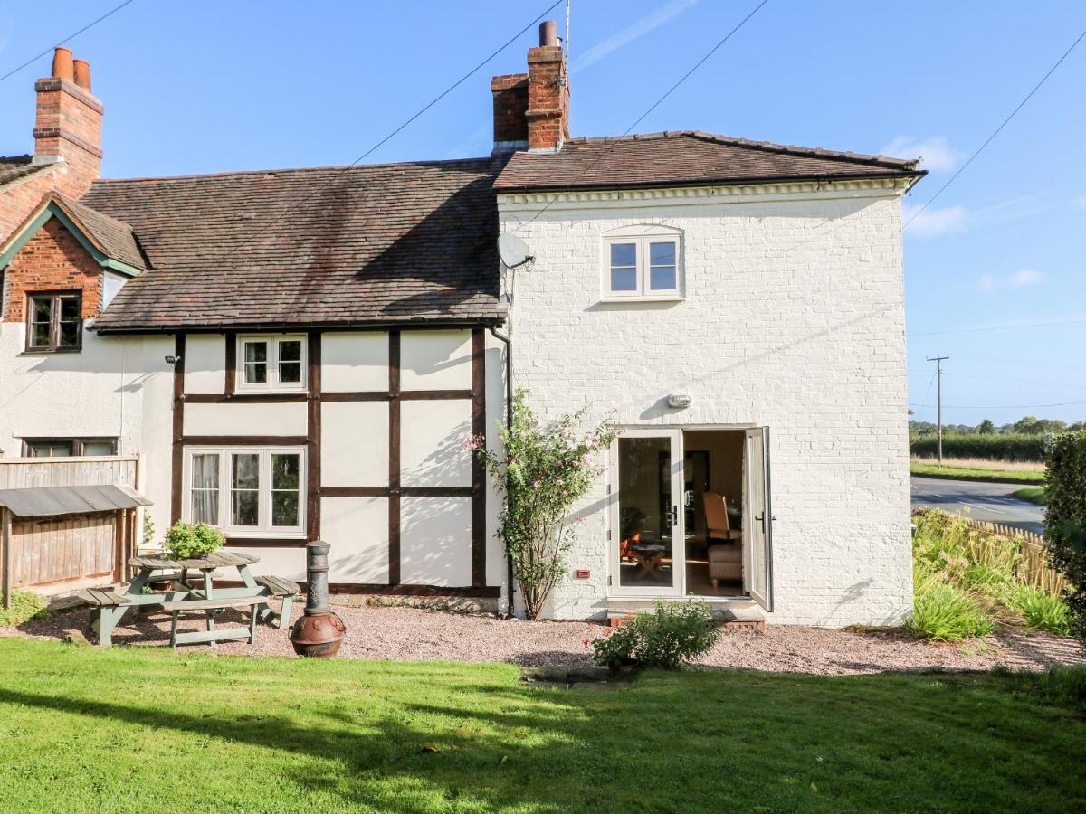 Bluebell Cottage Rugeley Exterior photo